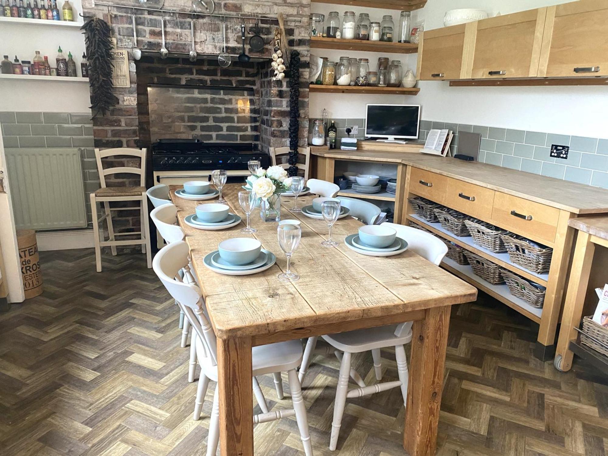 Winter Escape With Heated Pool Holiday home *